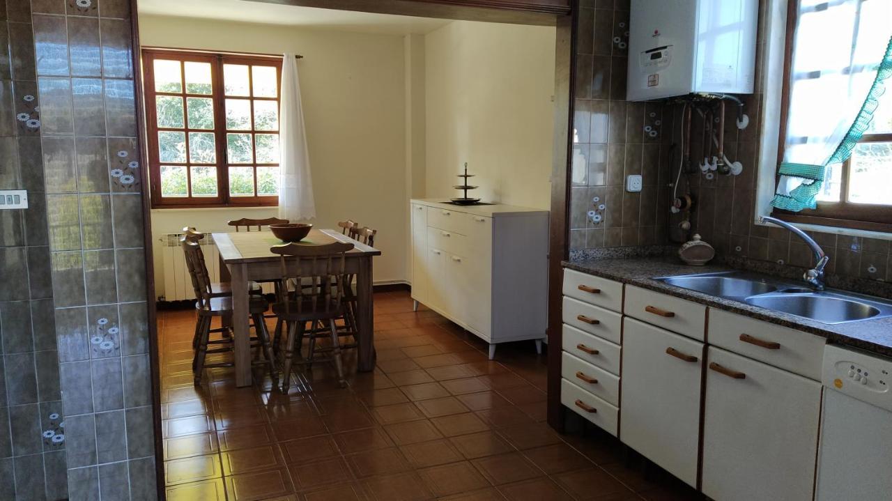Casa Con Jardin En La Playa De Almieiras Villa Fene Kültér fotó