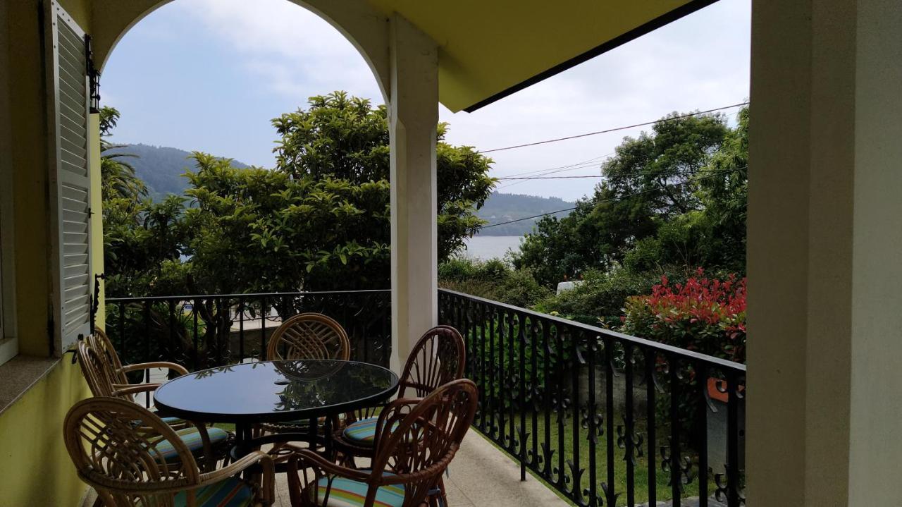 Casa Con Jardin En La Playa De Almieiras Villa Fene Kültér fotó