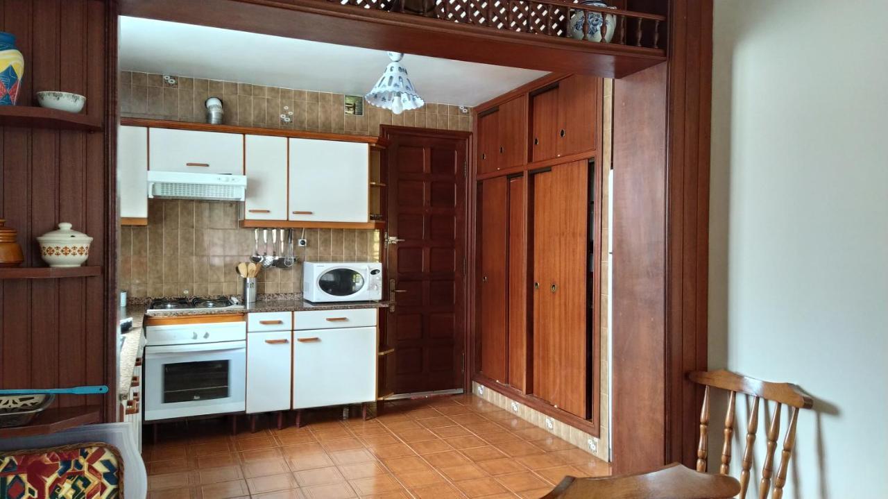 Casa Con Jardin En La Playa De Almieiras Villa Fene Kültér fotó